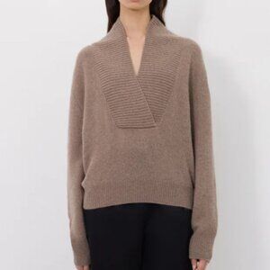 Loulou de Saison Makela Cashmere V neck sweater
